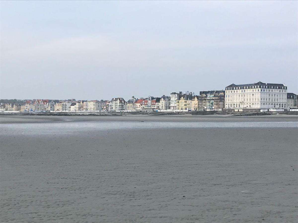 appartement sur digue Wimereux Extérieur photo